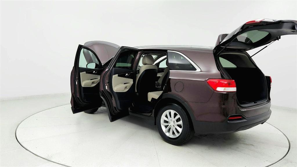 used 2016 Kia Sorento car, priced at $11,999