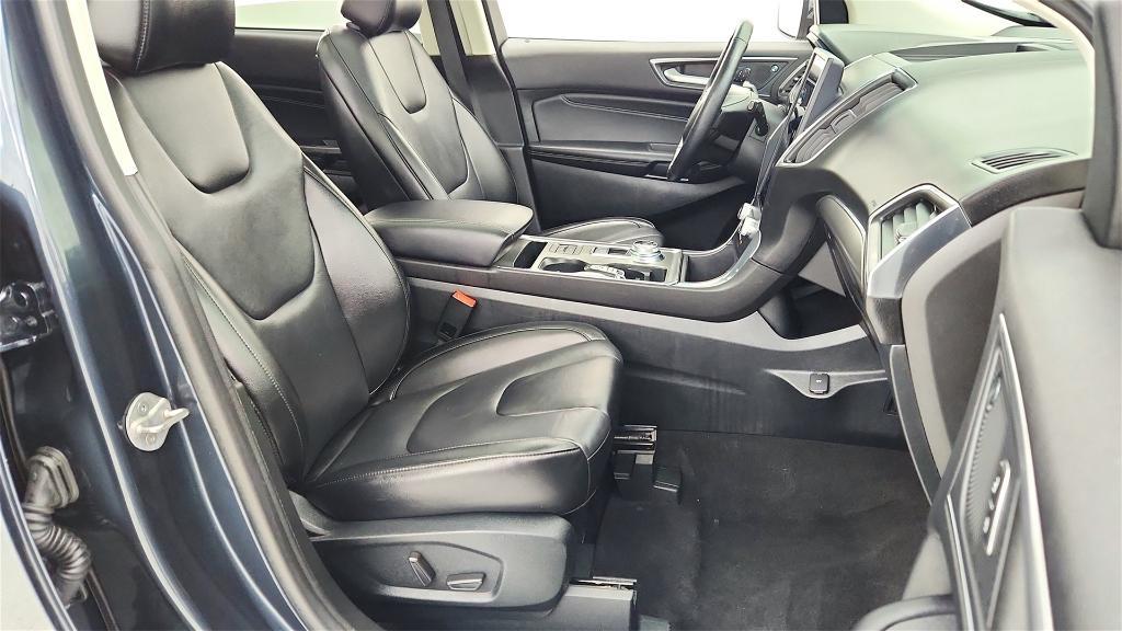 used 2022 Ford Edge car, priced at $22,874