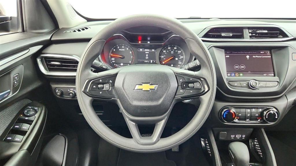 used 2023 Chevrolet TrailBlazer car, priced at $19,390