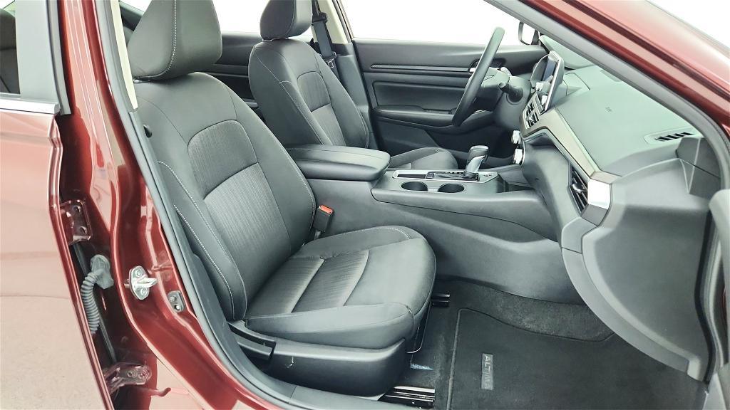 used 2025 Nissan Altima car, priced at $19,799
