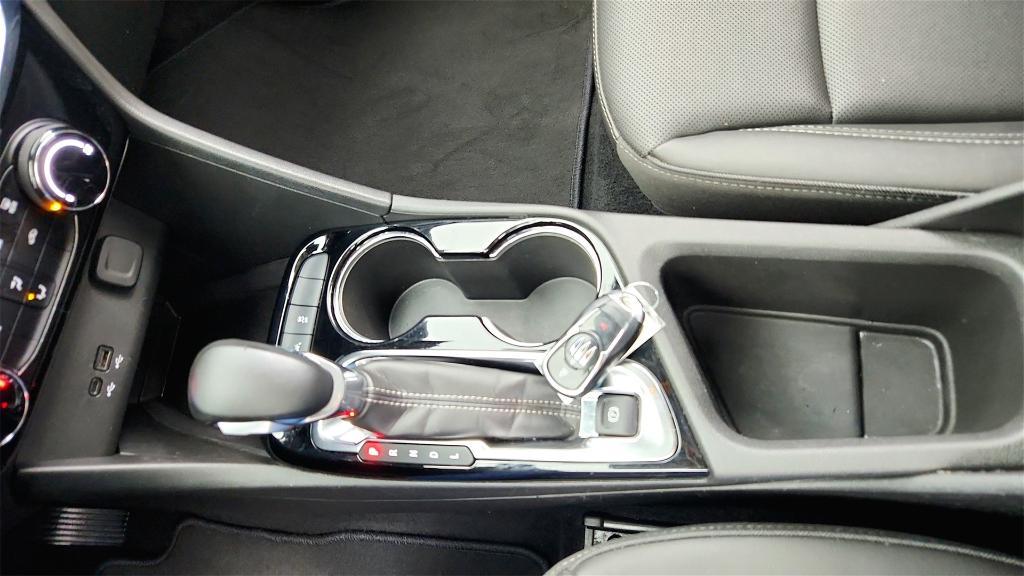 used 2024 Buick Encore GX car, priced at $21,623