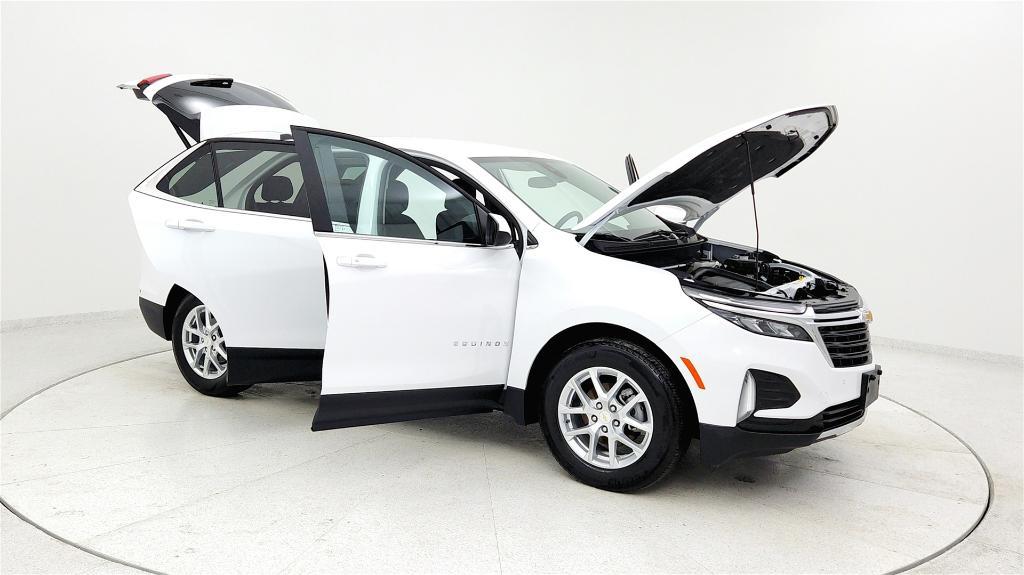 used 2024 Chevrolet Equinox car, priced at $21,400