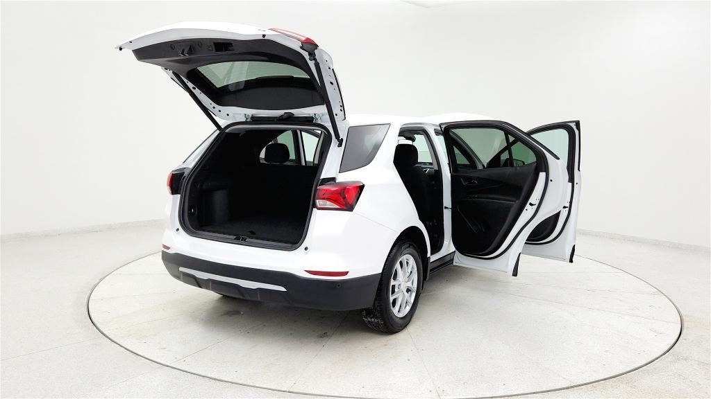 used 2024 Chevrolet Equinox car, priced at $21,400