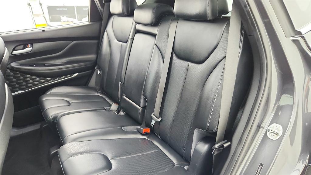 used 2023 Hyundai SANTA FE HEV car, priced at $23,370