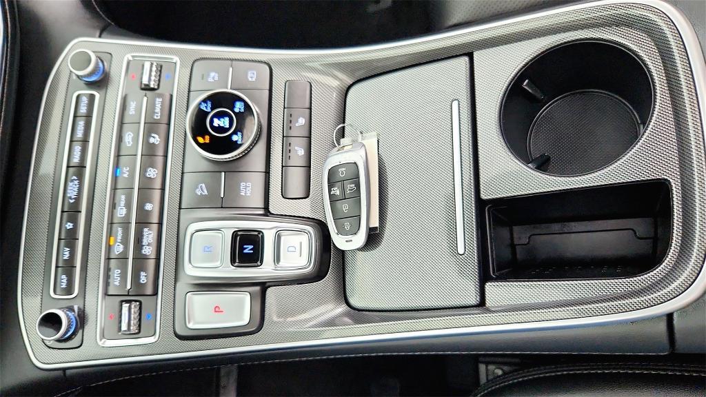 used 2023 Hyundai SANTA FE HEV car, priced at $23,370