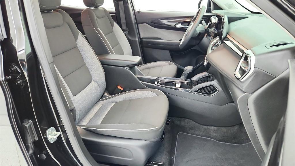 used 2025 Chevrolet TrailBlazer car, priced at $21,684