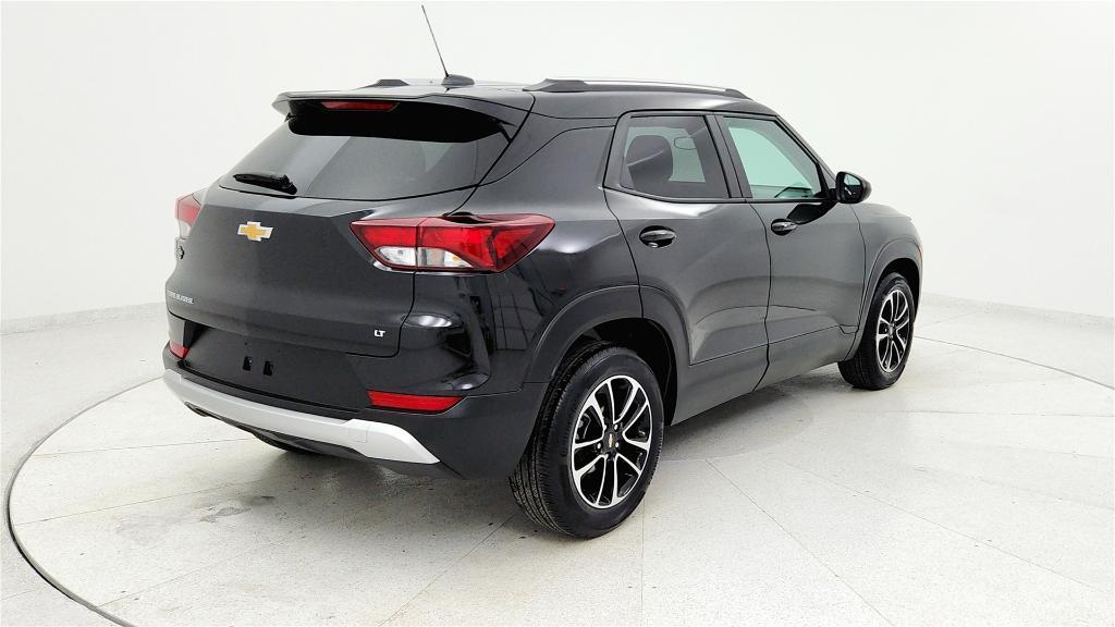 used 2025 Chevrolet TrailBlazer car, priced at $21,684