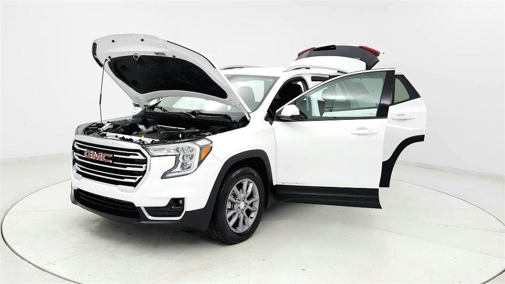 used 2024 GMC Terrain car, priced at $24,525