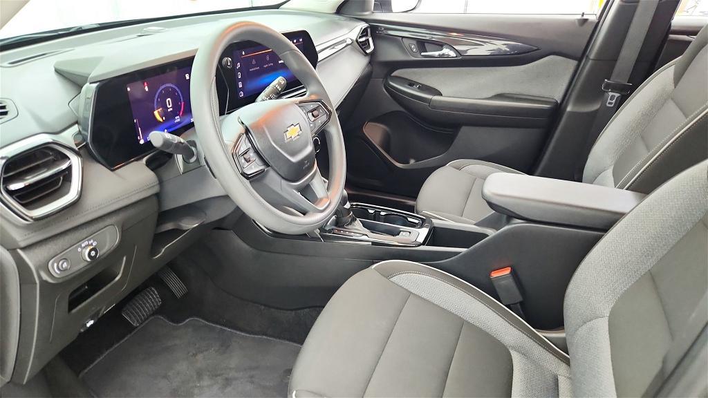 used 2025 Chevrolet TrailBlazer car, priced at $21,990