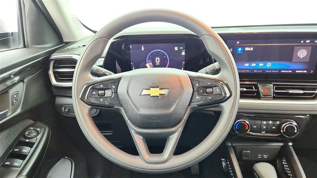 used 2025 Chevrolet TrailBlazer car, priced at $21,990