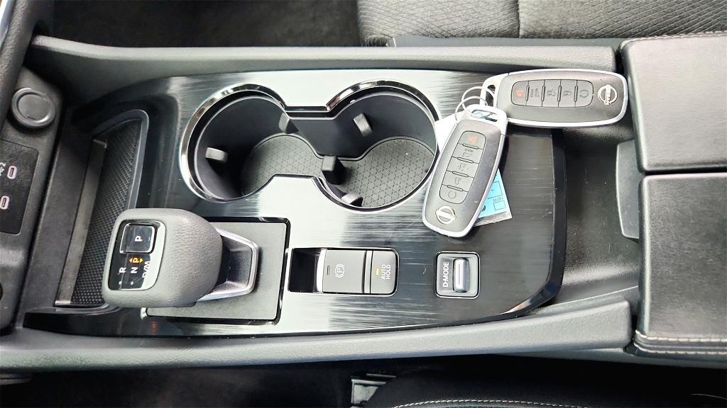 used 2024 Nissan Rogue car, priced at $21,622