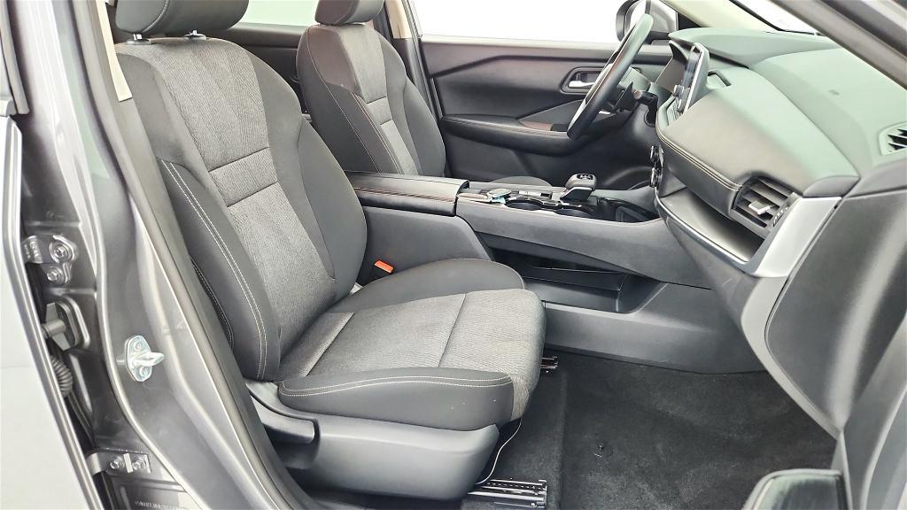 used 2024 Nissan Rogue car, priced at $21,622