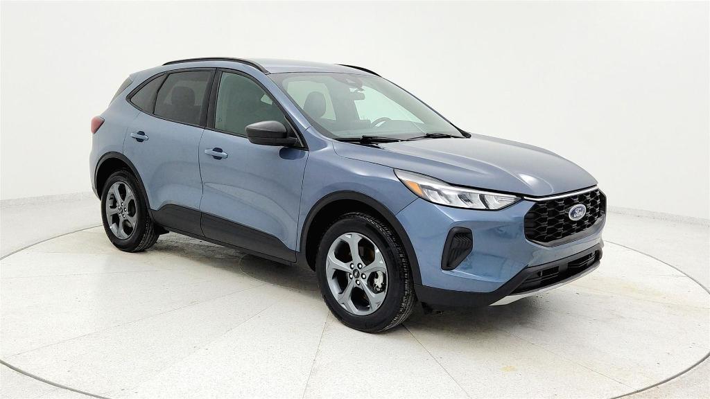 used 2025 Ford Escape car, priced at $24,226