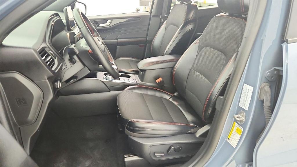used 2025 Ford Escape car, priced at $24,226