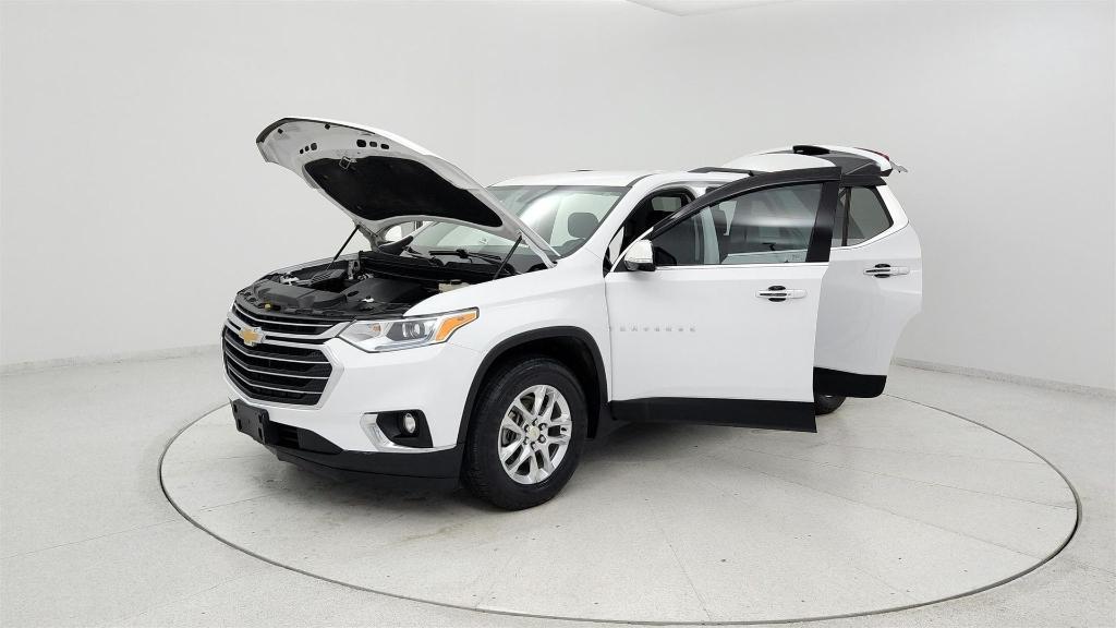 used 2020 Chevrolet Traverse car, priced at $18,561