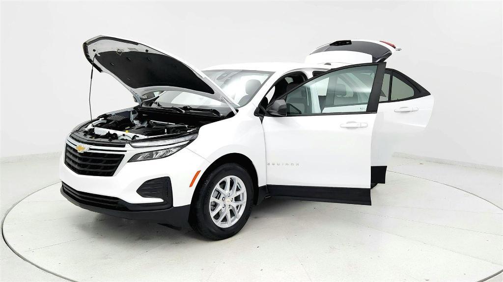 used 2023 Chevrolet Equinox car, priced at $21,097