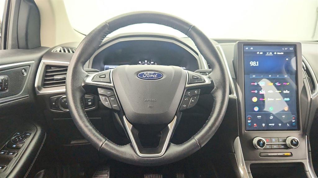 used 2024 Ford Edge car, priced at $24,850