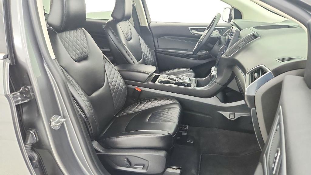 used 2024 Ford Edge car, priced at $24,850