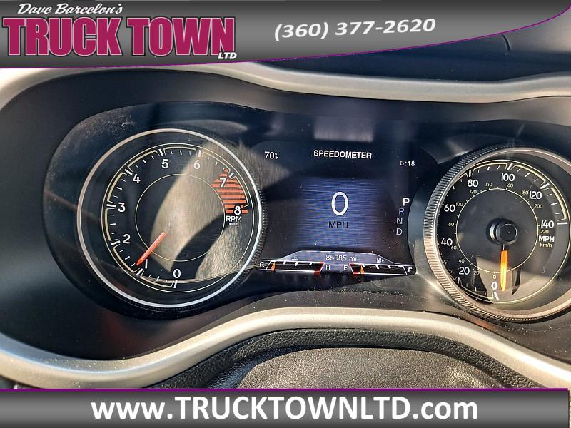 used 2018 Jeep Cherokee car, priced at $15,885