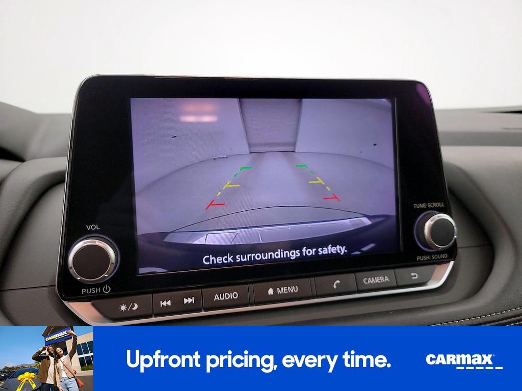 used 2024 Nissan Rogue car, priced at $21,998