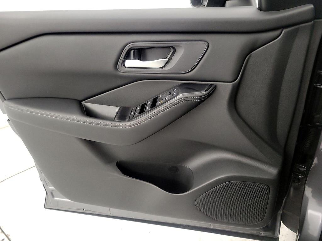 used 2024 Nissan Rogue car, priced at $22,998