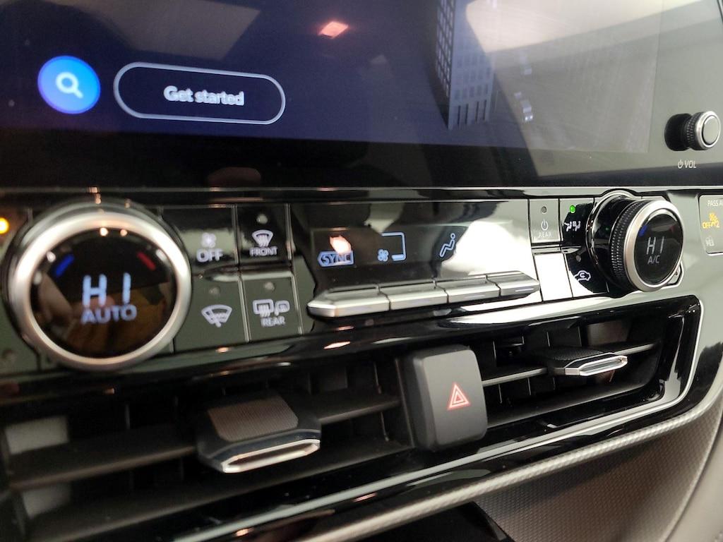 used 2023 Toyota Highlander car, priced at $38,998