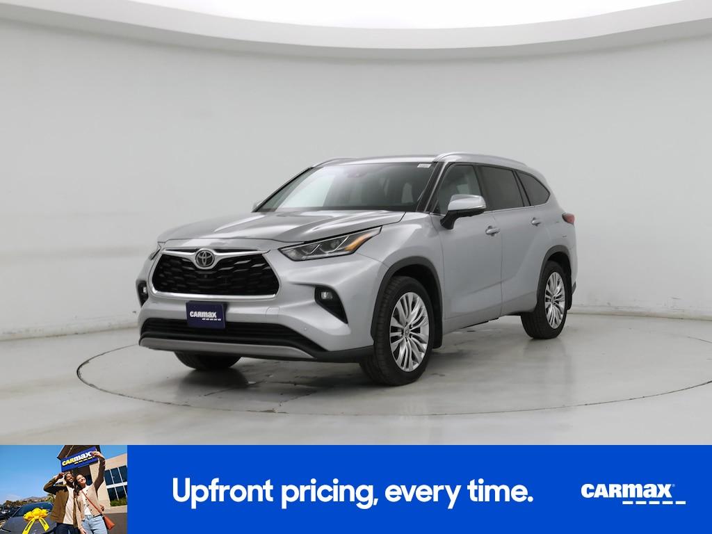 used 2023 Toyota Highlander car, priced at $38,998