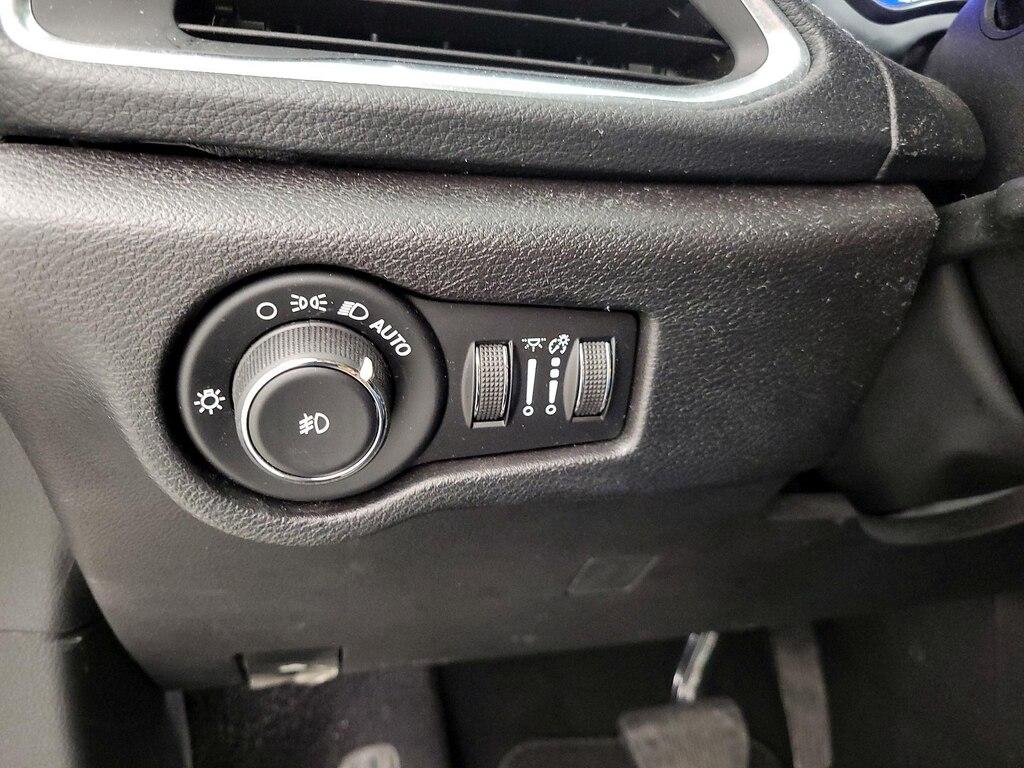 used 2019 Chrysler Pacifica car, priced at $25,998
