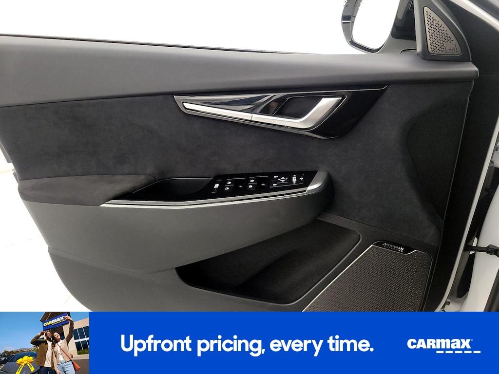 used 2023 Kia EV6 car, priced at $32,998