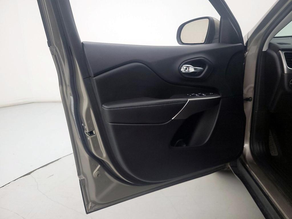 used 2019 Jeep Cherokee car, priced at $14,998