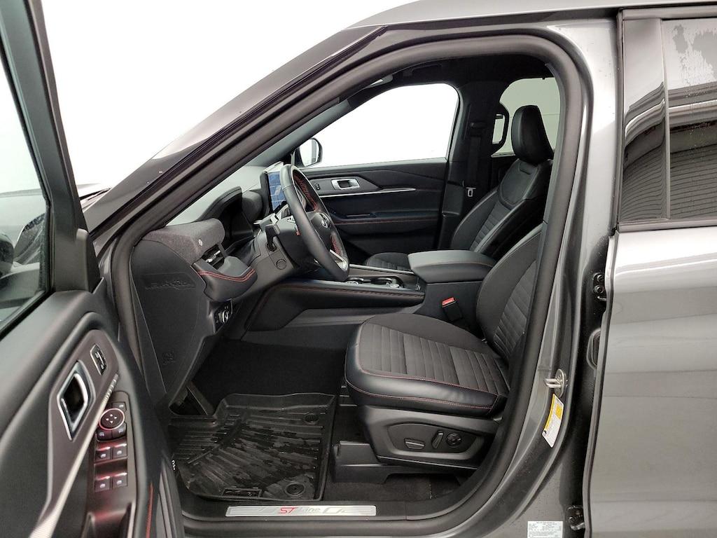 used 2025 Ford Explorer car, priced at $38,998
