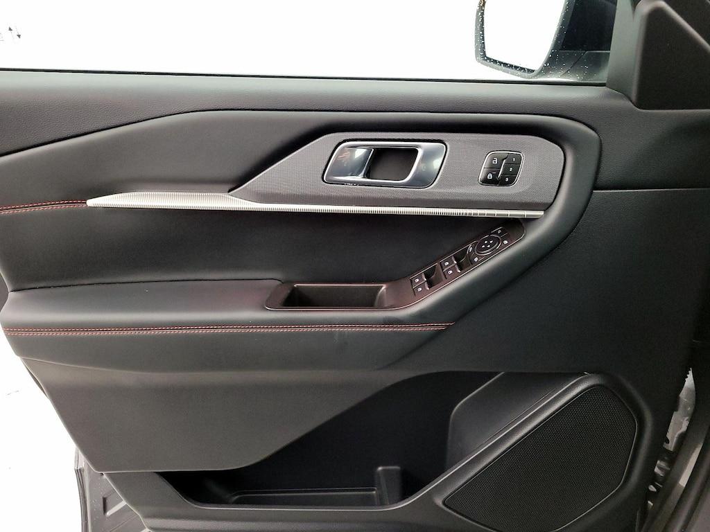 used 2025 Ford Explorer car, priced at $38,998