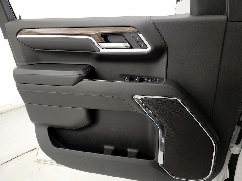 used 2024 Chevrolet Silverado 1500 car, priced at $35,998