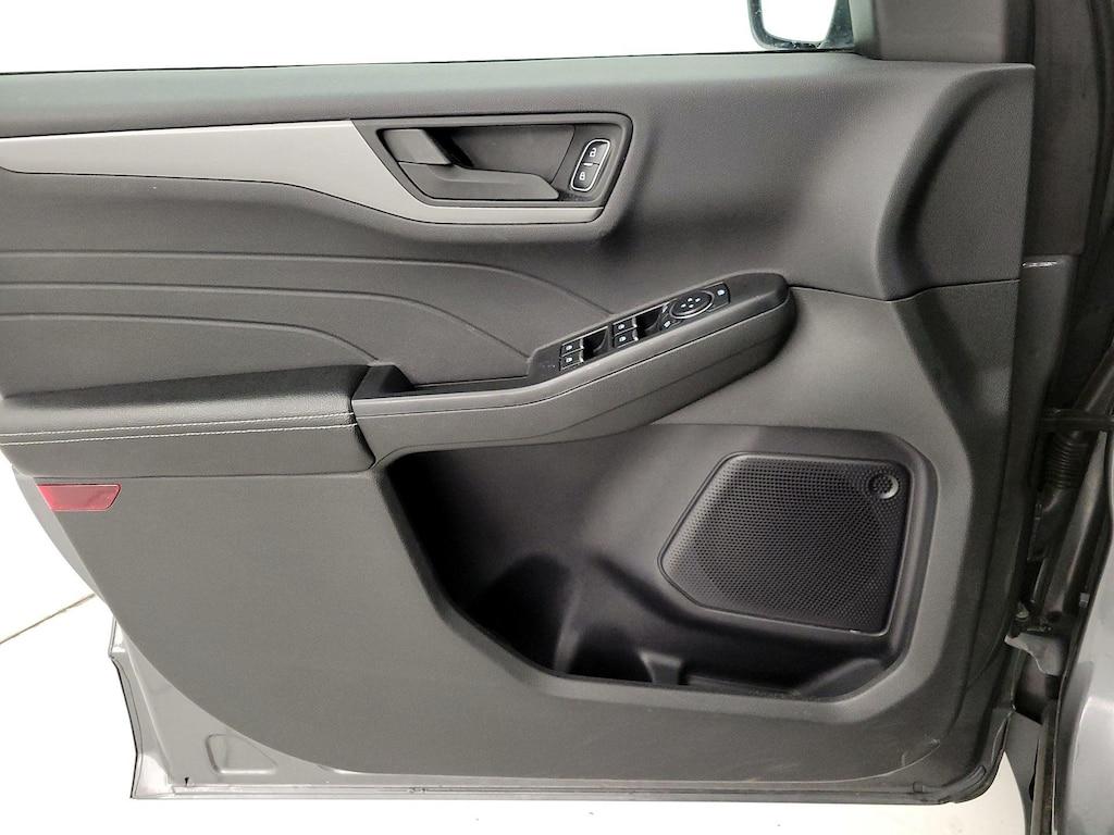 used 2024 Ford Escape car, priced at $18,998