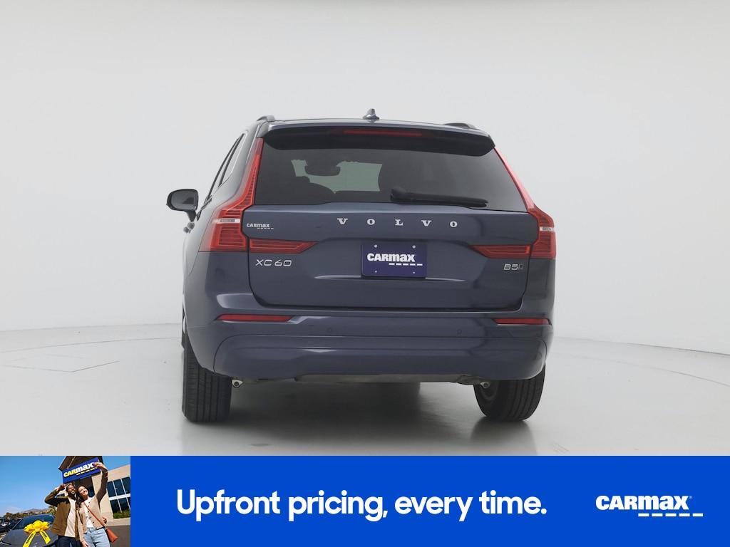 used 2022 Volvo XC60 car, priced at $27,998