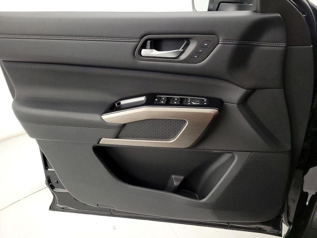 used 2024 Nissan Pathfinder car, priced at $42,998