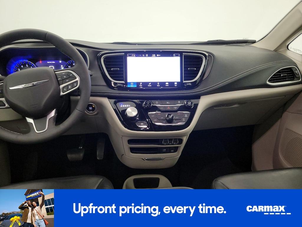 used 2022 Chrysler Pacifica car, priced at $25,998