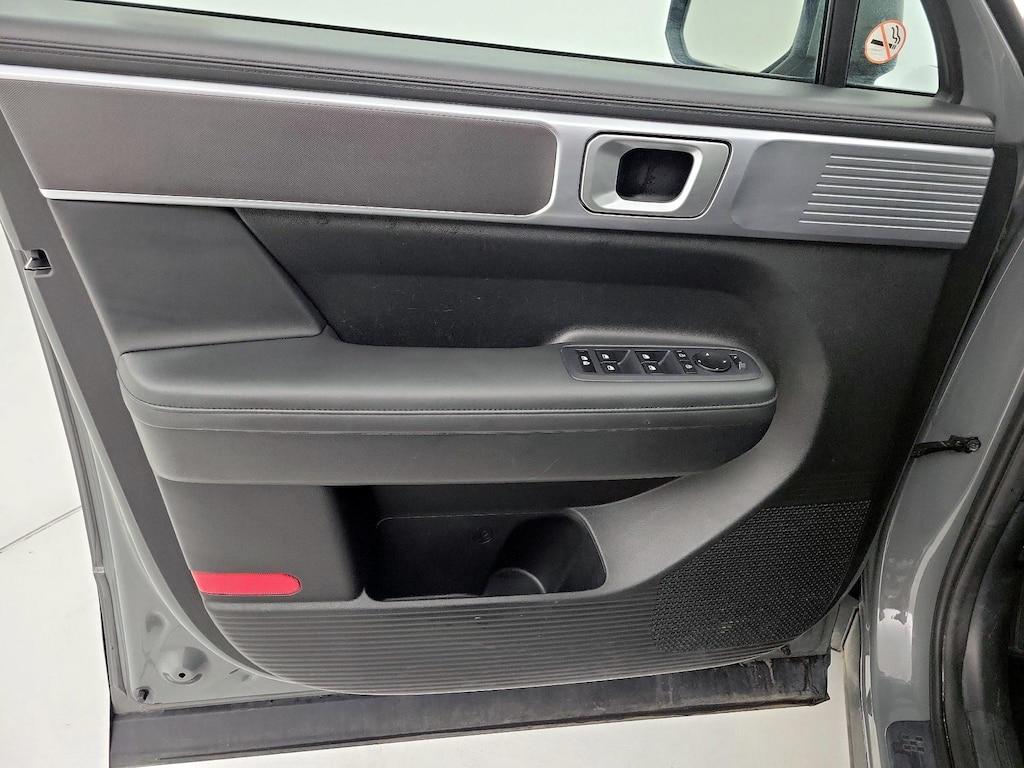 used 2024 Hyundai Santa Fe car, priced at $29,998