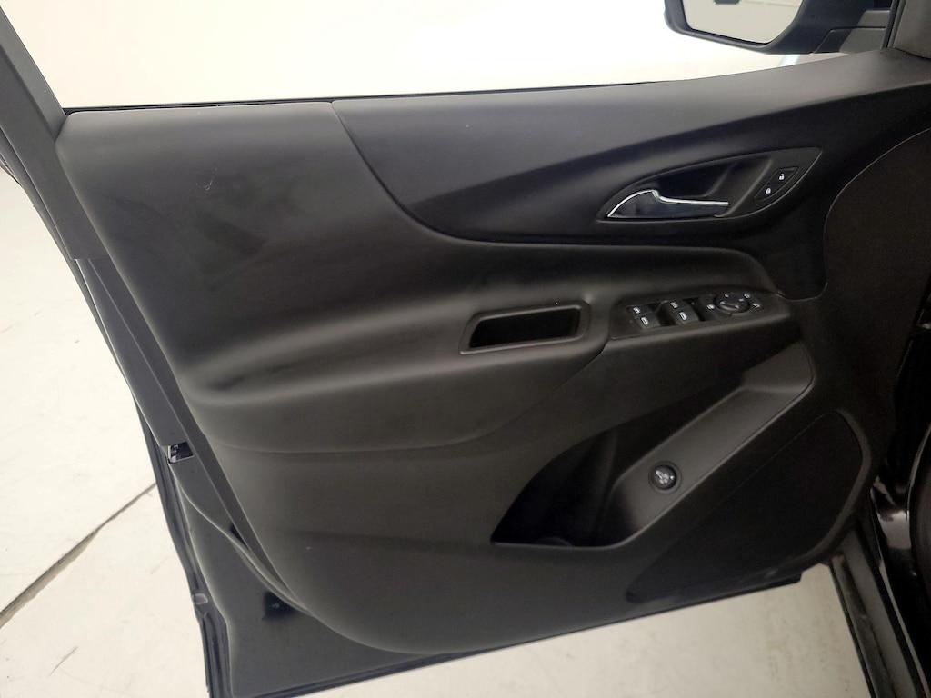 used 2024 Chevrolet Equinox car, priced at $21,998