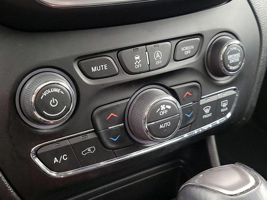 used 2022 Jeep Cherokee car, priced at $23,998