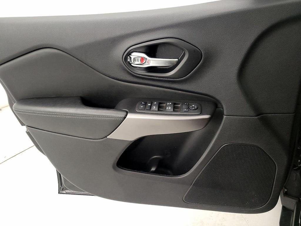 used 2022 Jeep Cherokee car, priced at $23,998