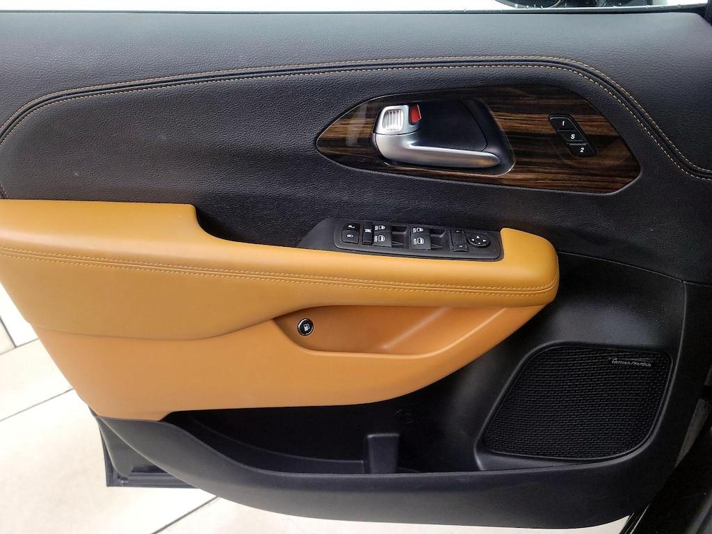 used 2022 Chrysler Pacifica Hybrid car, priced at $35,998