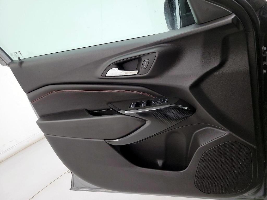 used 2025 Chevrolet Trax car, priced at $23,998