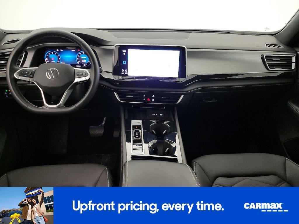 used 2025 Volkswagen Atlas Cross Sport car, priced at $34,998