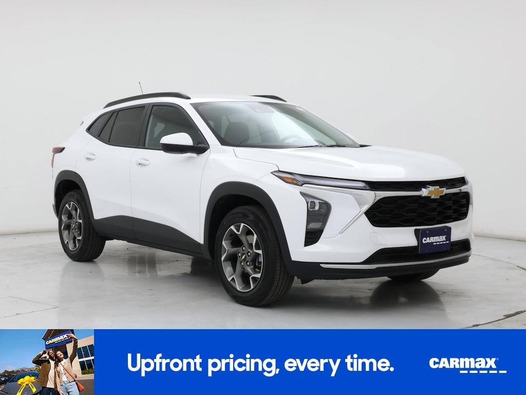 used 2025 Chevrolet Trax car, priced at $22,998