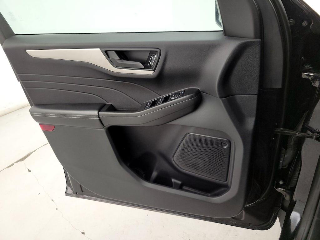used 2022 Ford Escape car, priced at $18,998