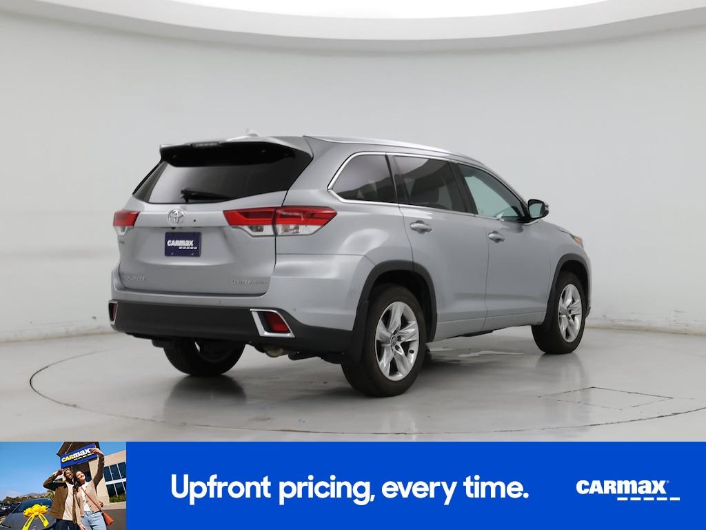 used 2019 Toyota Highlander car, priced at $40,998
