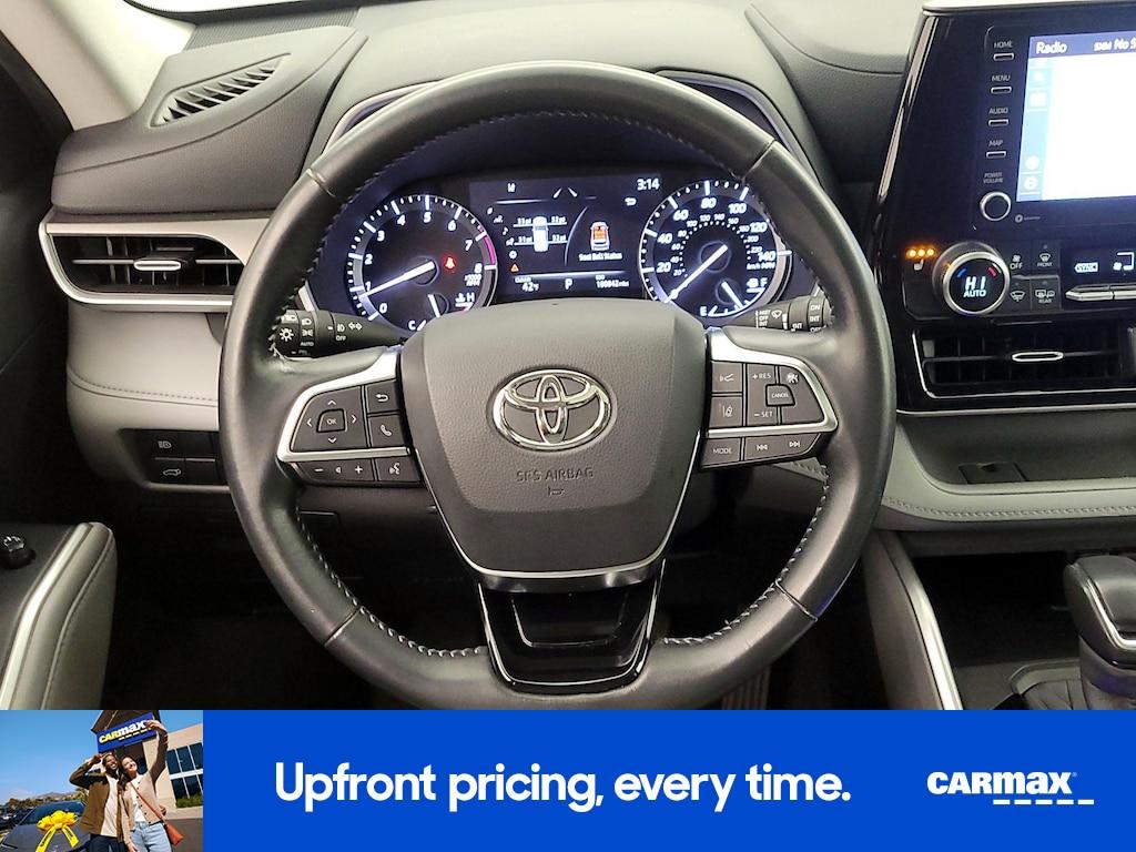 used 2020 Toyota Highlander car, priced at $25,998