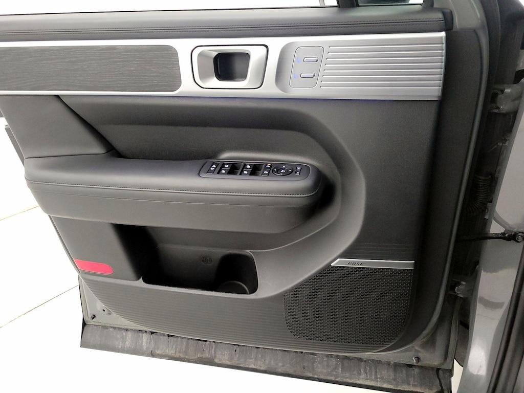 used 2025 Hyundai Santa Fe car, priced at $34,998