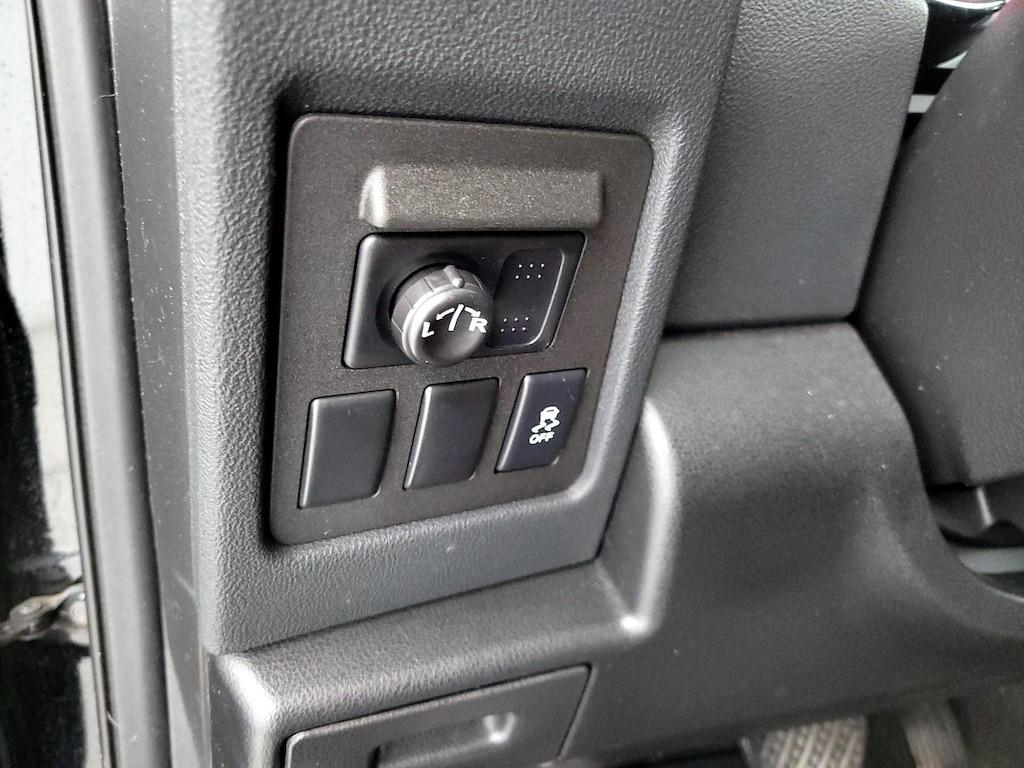 used 2015 Nissan Rogue Select car, priced at $13,599